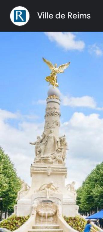 L'ange Au Sourire * Reims
